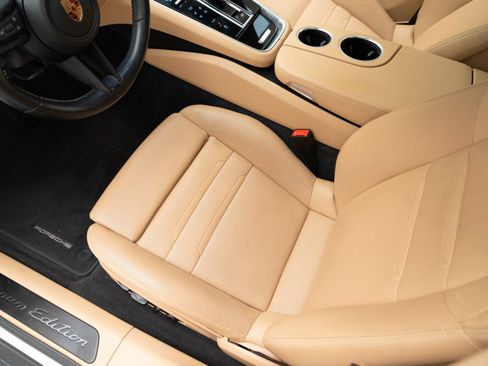 Certified 2023 Porsche Panamera Platinum Edition image 16
