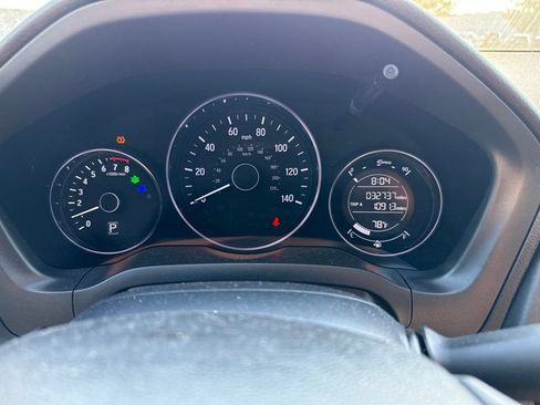 Used 2022 Honda HR-V Sport image 27