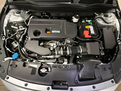 Used 2020 Honda Accord Sport image 21