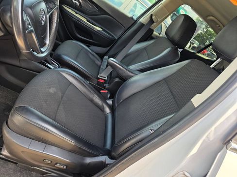Used 2019 Buick Encore Preferred FWD image 6