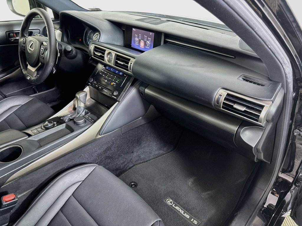 Used 2014 Lexus IS 250 w/ F-Sport Package RWD image 29