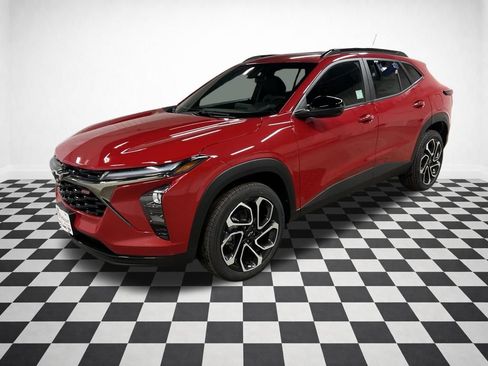 New 2026 Chevrolet Trax RS w/ Sunroof Package image 4