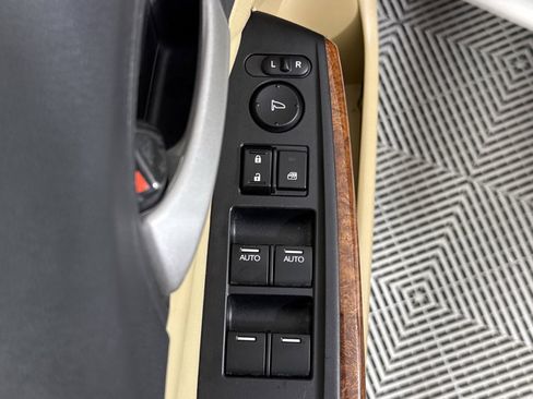 Used 2012 Honda Accord EX-L image 21