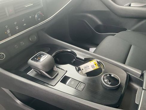 Certified 2023 Nissan Rogue S image 26