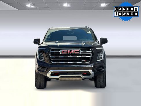 Used 2026 GMC Yukon AT4 w/ AT4 Premium Package AWD/4WD image 6