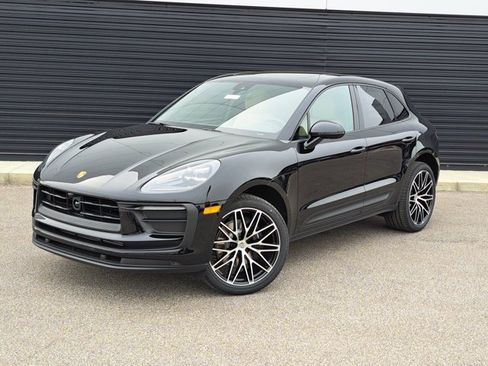 New 2026 Porsche Macan image 1