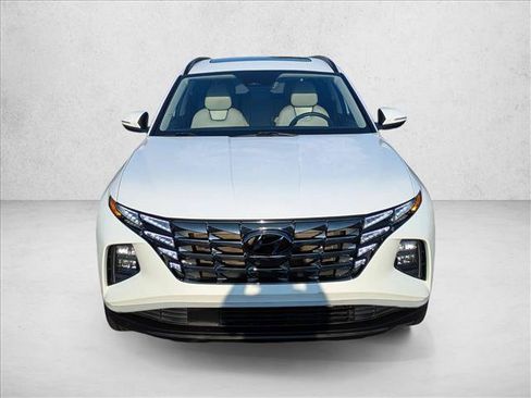 Used 2022 Hyundai Tucson SEL w/ Convenience + Premium Package FWD image 2