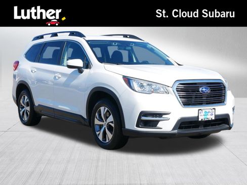 Used 2019 Subaru Ascent Premium image 1