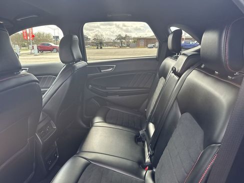 Used 2022 Ford Edge ST-Line image 29