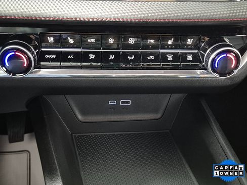 Certified 2025 Chevrolet Equinox RS w/ Safety and Technology Package image 17