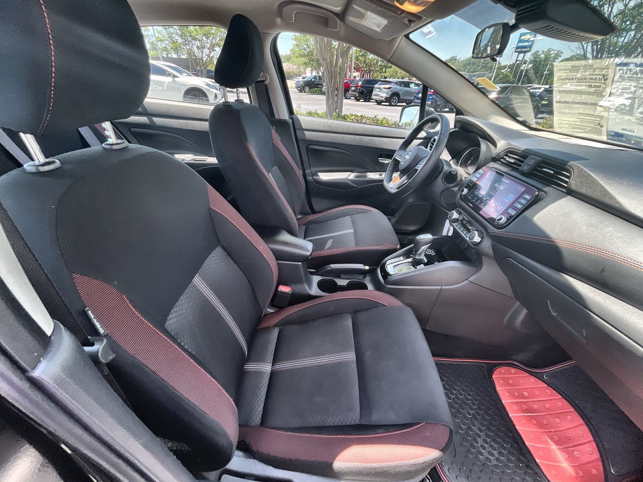 Used 2024 Nissan Versa SR FWD image 25