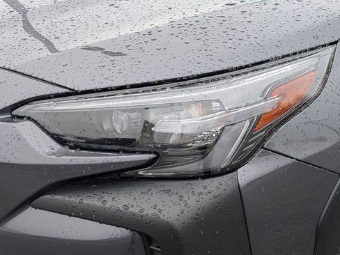 Used 2025 Subaru Outback Touring AWD/4WD image 16