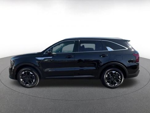 Used 2024 Kia Sorento S AWD/4WD image 9