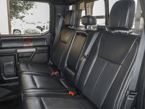 Used 2022 Ford F350 Lariat w/ Lariat Value Package AWD/4WD image 36