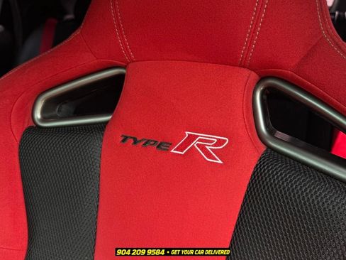 Used 2019 Honda Civic Type R image 26