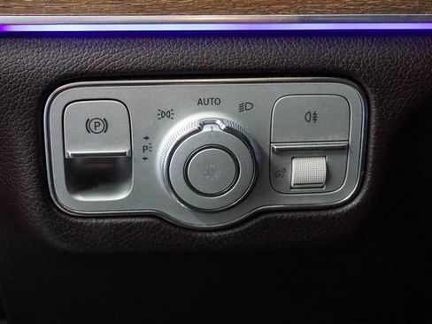 Used 2020 Mercedes-Benz GLE 350 4MATIC image 9