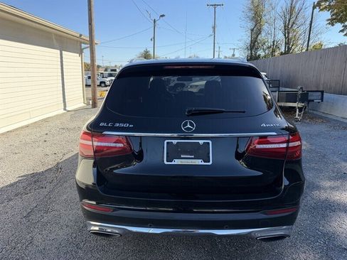 Used 2018 Mercedes-Benz GLC 350e 4MATIC image 9