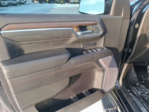 Used 2022 Chevrolet Silverado 1500 High Country image 7