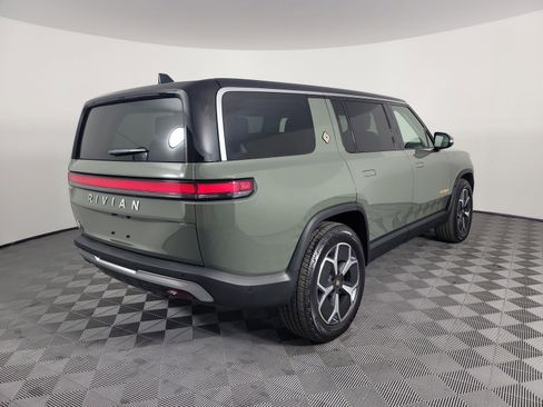 Used 2023 Rivian R1S Launch Edition image 5