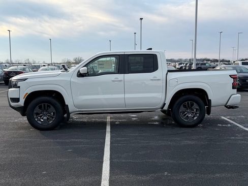 New 2026 Nissan Frontier SV w/ All-Weather Content Package AWD/4WD image 7