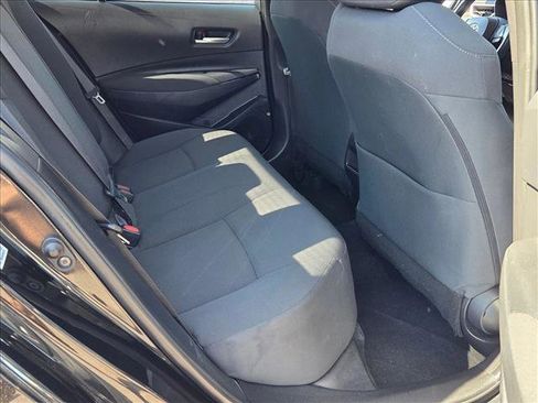 Used 2021 Toyota Corolla LE FWD image 19