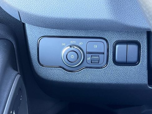 Used 2025 Mercedes-Benz Sprinter 2500 image 29