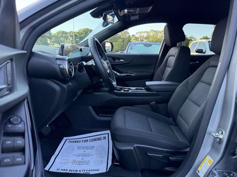 Certified 2026 Chevrolet Equinox LT AWD/4WD image 8