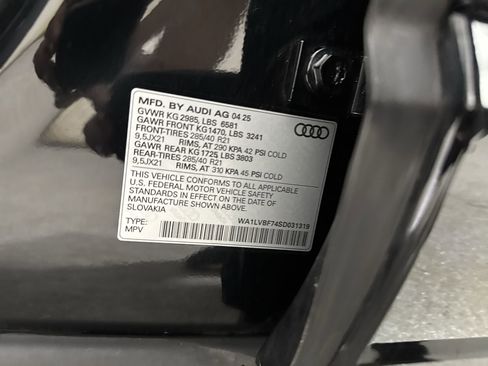 Used 2025 Audi Q7 3.0T Premium Plus w/ Premium Plus Package image 38