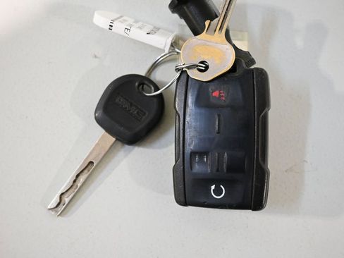 Used 2019 GMC Sierra 2500 4x4 Crew Cab image 26