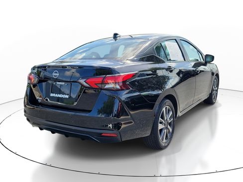 Certified 2025 Nissan Versa SV FWD image 7