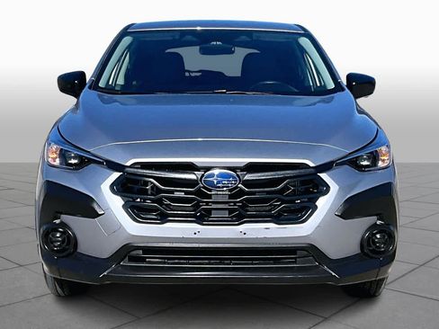 Used 2024 Subaru Crosstrek 2.0i image 3