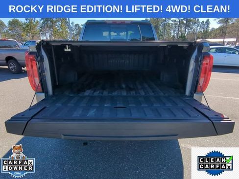 Used 2021 GMC Sierra 1500 AT4 w/ AT4 Premium Package image 36