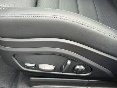 New 2026 Porsche Panamera 4 image 26