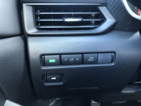 New 2025 Nissan Sentra S image 18