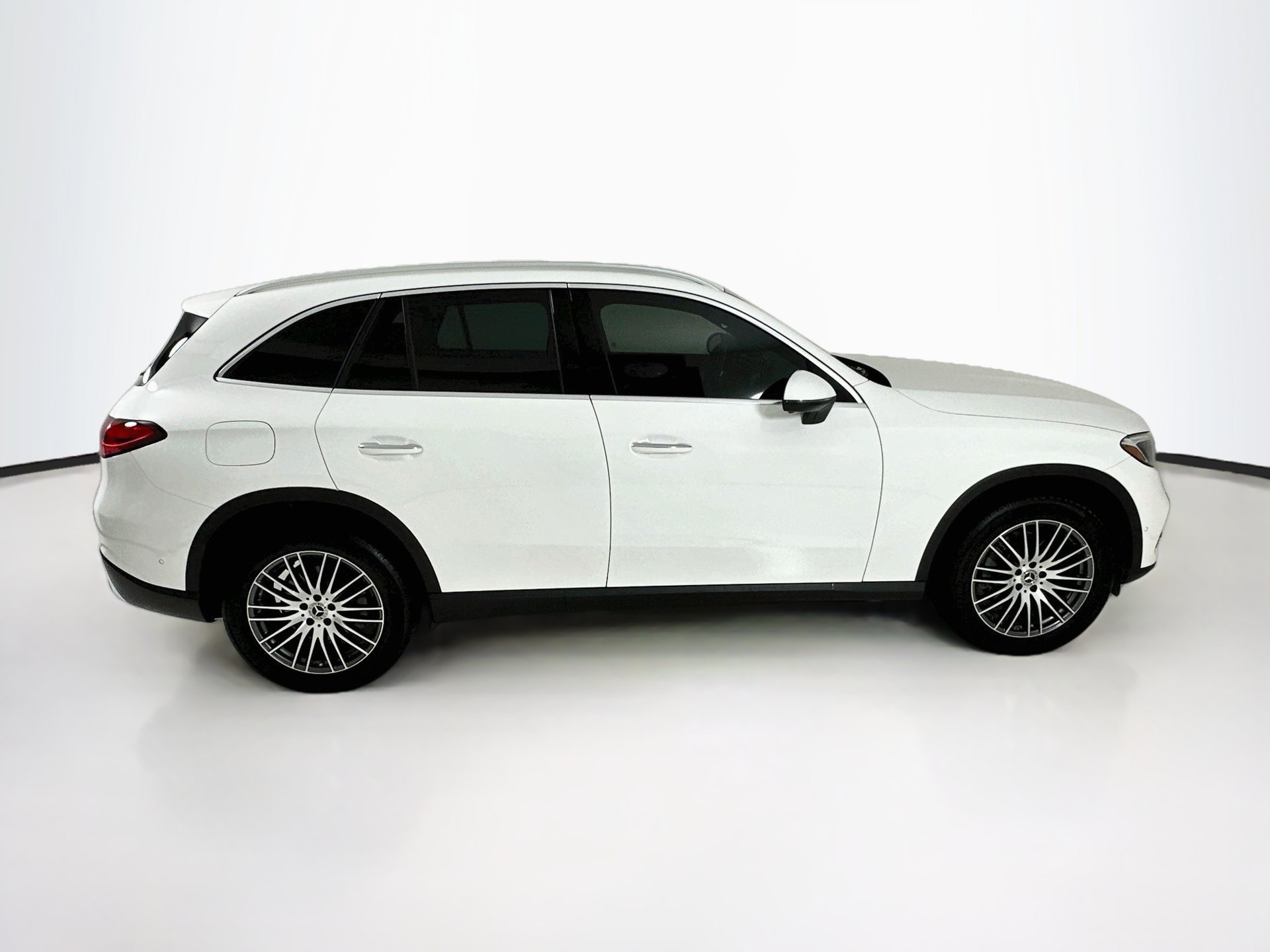 Certified 2026 Mercedes-Benz GLC 300 image 9