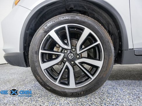 Used 2020 Nissan Rogue SL AWD/4WD image 46