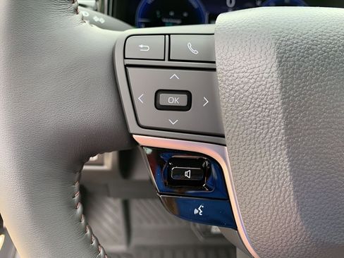 New 2026 Toyota Camry XSE FWD image 25