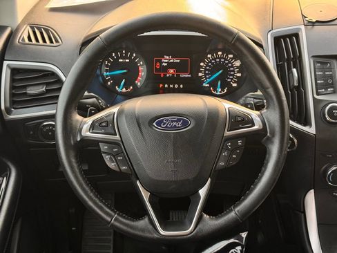 Used 2017 Ford Edge SEL w/ Class II Trailer Tow Package AWD/4WD image 20