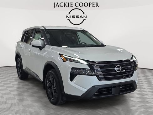 New 2026 Nissan Rogue SV w/ Cold Weather Package AWD/4WD image 3