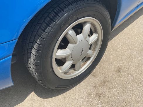 Used 1992 MAZDA MX-5 Miata RWD image 10
