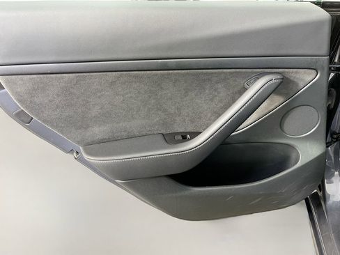 Used 2023 Tesla Model 3 Standard Range RWD image 26