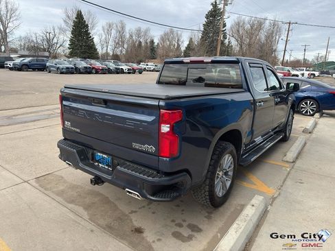 Used 2022 Chevrolet Silverado 1500 High Country w/ Safety Package II image 5