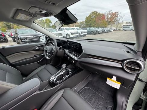 New 2026 Chevrolet Trax ACTIV w/ Driver Confidence Package image 15