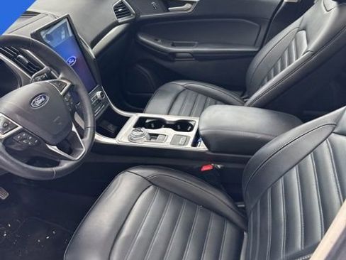 Used 2023 Ford Edge SEL w/ Convenience Package image 2