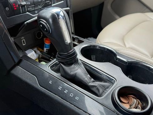 Used 2019 Ford Explorer XLT w/ Equipment Group 202A FWD image 30