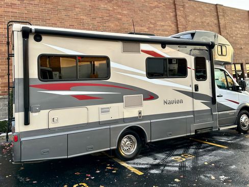 Used 2016 Mercedes-Benz Sprinter 3500 image 12