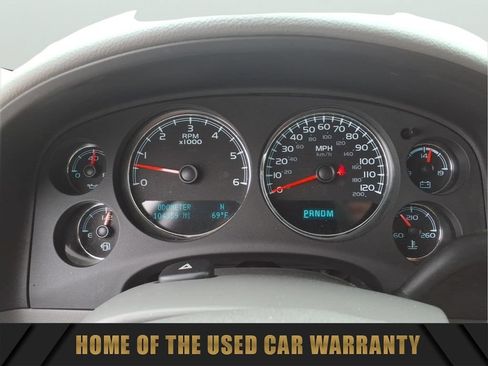 Used 2013 Chevrolet Suburban LT w/ Luxury Package AWD/4WD image 20