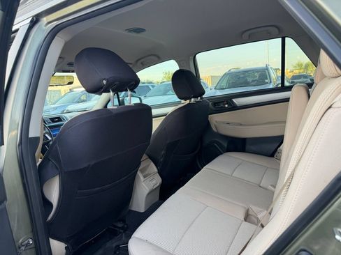 Used 2018 Subaru Outback 2.5i Premium AWD/4WD image 8