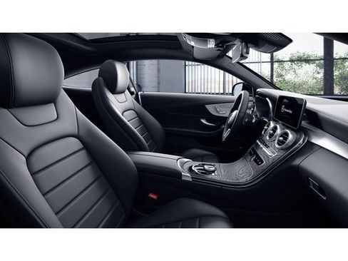 Used 2023 Mercedes-Benz C 300 4MATIC Coupe image 4