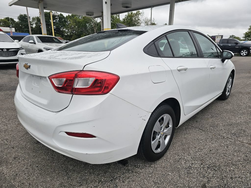 Used 2017 Chevrolet Cruze LS FWD image 11